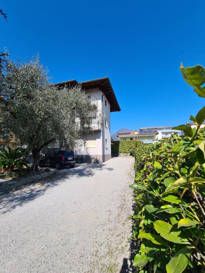 Ferienwohnung Le Peonie Riva del Garda Exterior foto