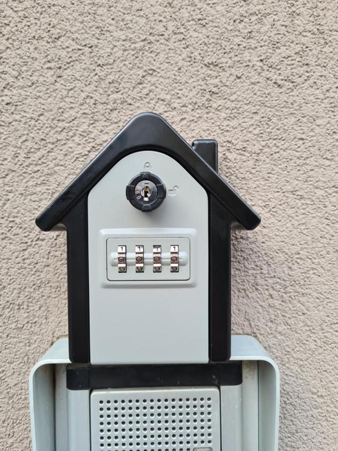 Ferienwohnung Le Peonie Riva del Garda Exterior foto